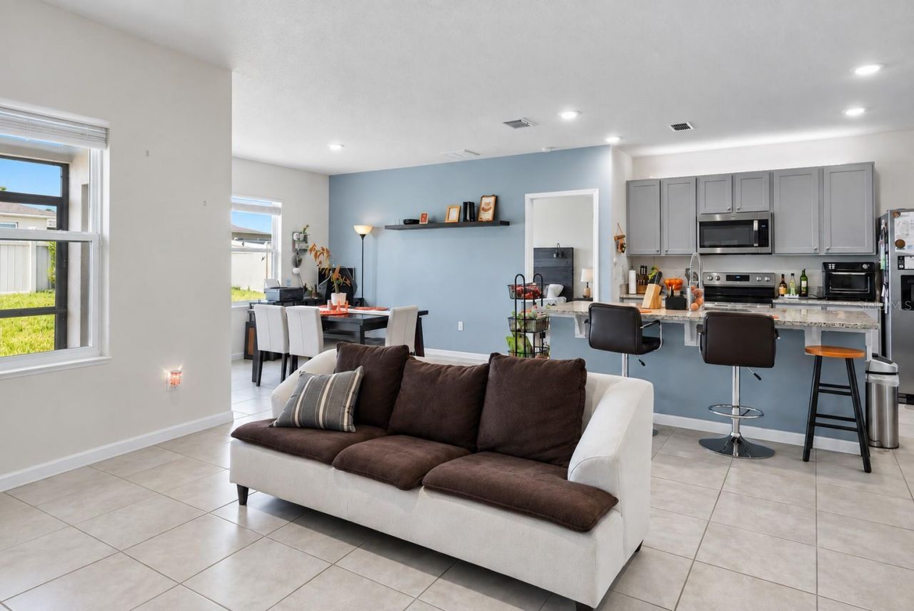 336 Winged Elm Drive, Debary, FL 32713 Photo