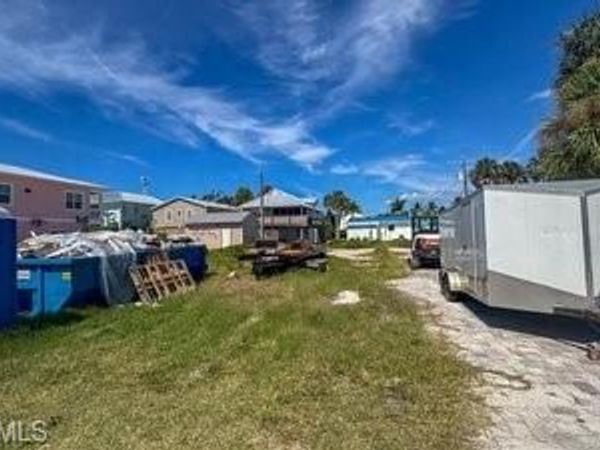 141 Jefferson ST , FORT MYERS BEACH, FL 33931