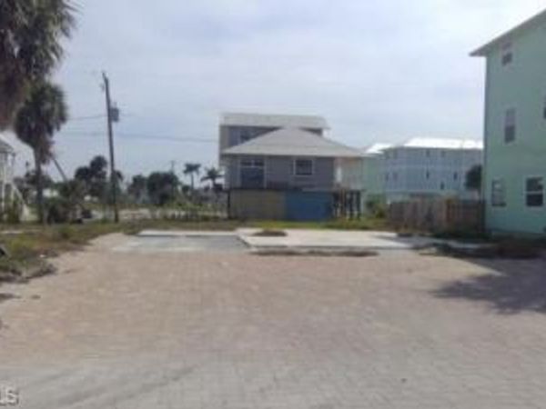 110 Washington AVE , FORT MYERS BEACH, FL 33931