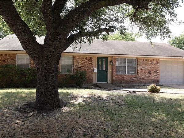 4809 Frontier Road , Garland, TX 75043