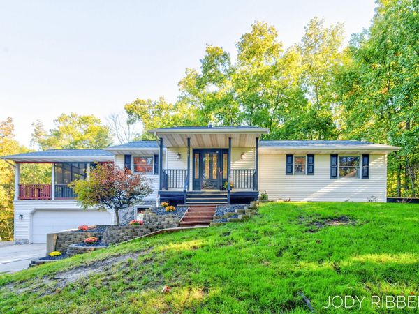 3215 Buchanan Street, Marne, MI 49435