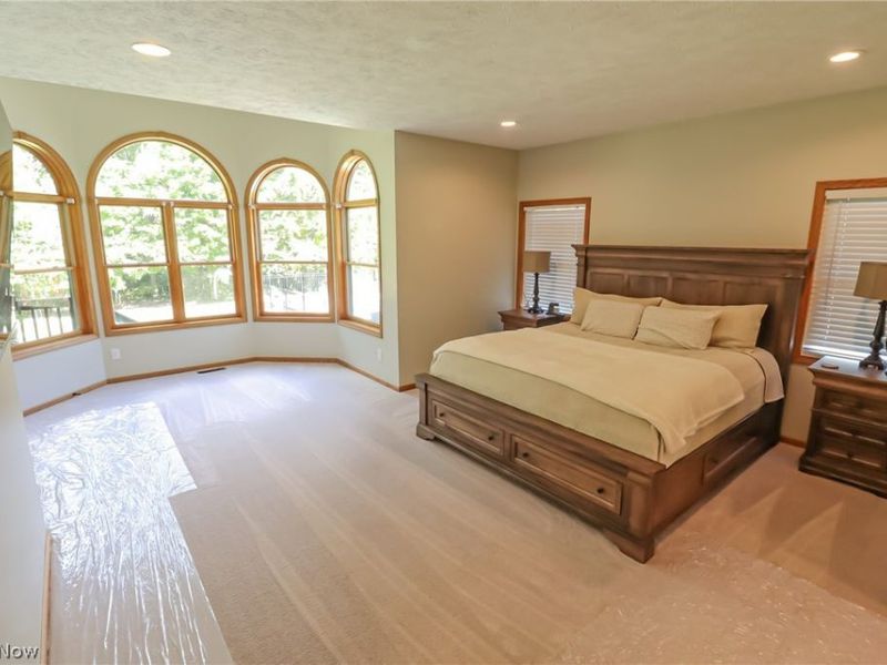 2303 W Steiner Road, Burbank, OH 44214 Photo 9