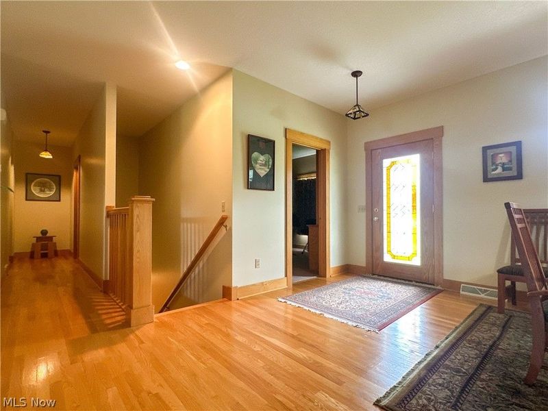 419 Secrist Lane, Girard, OH 44420 Photo 11