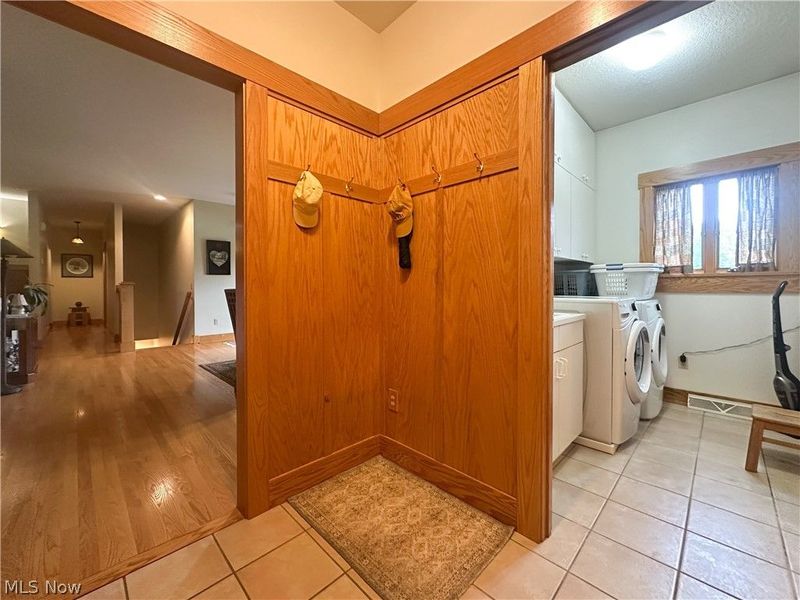 419 Secrist Lane, Girard, OH 44420 Photo 29
