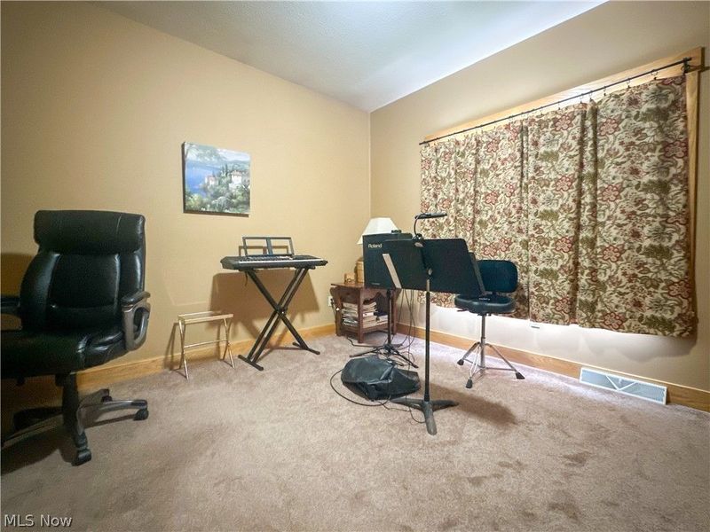 419 Secrist Lane, Girard, OH 44420 Photo 41