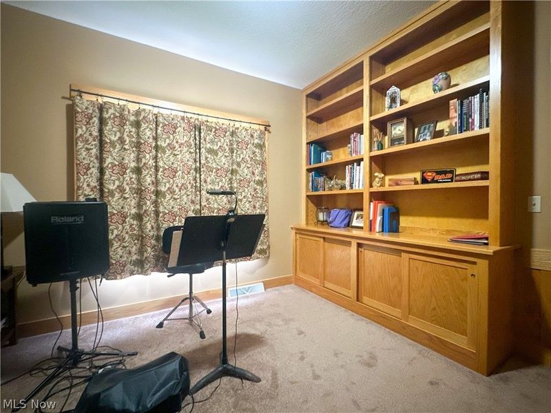 419 Secrist Lane, Girard, OH 44420 Photo 42