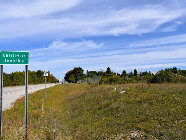 6055 S Old 31, Unit Lot 8, Charlevoix, MI 49720