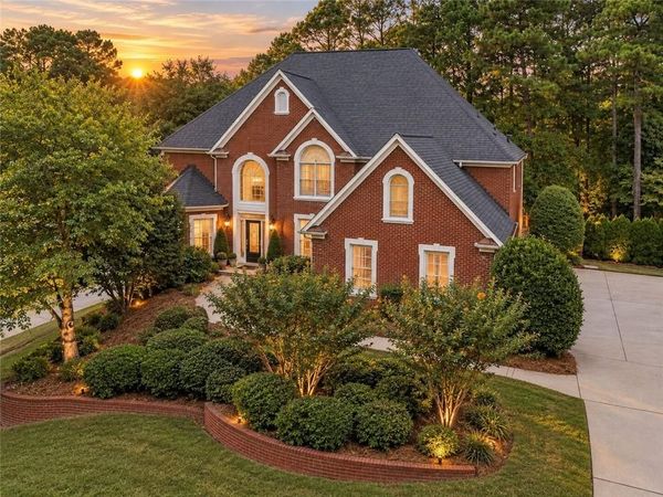 1327 Bridgemill Avenue , Canton, GA 30114