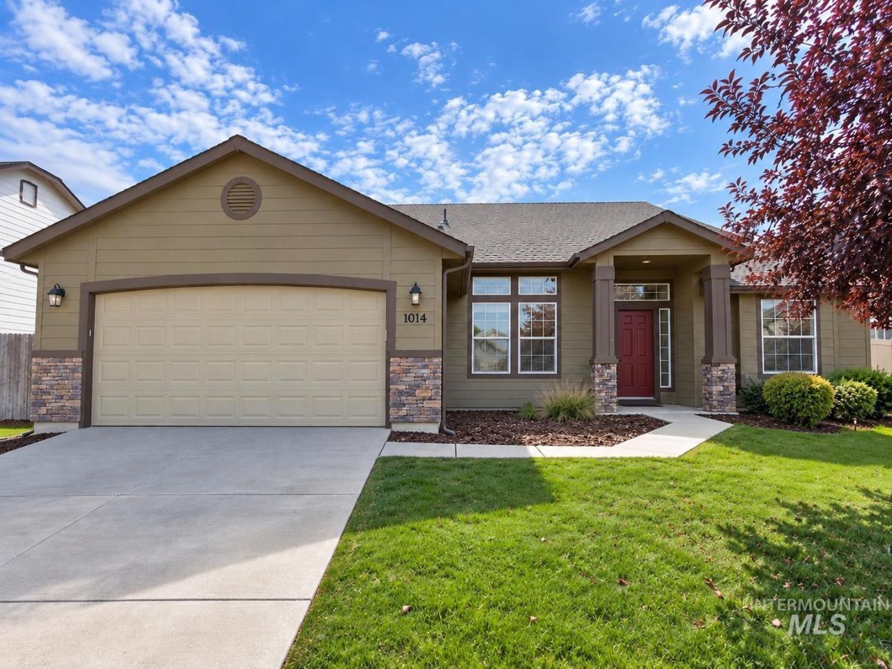 1014 Empire Dr, Caldwell, ID 83607 Main Photo