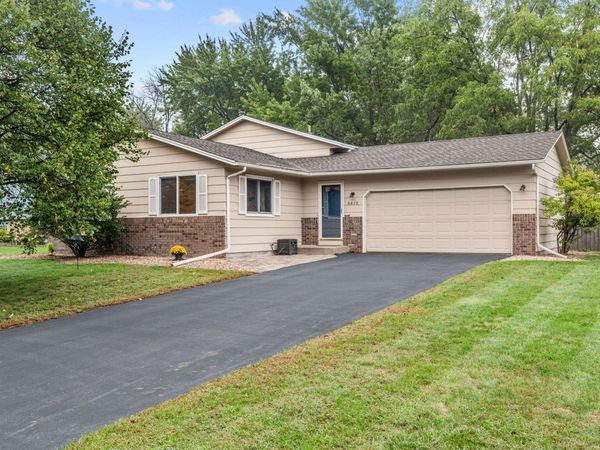 9612 Union Terrace Lane N, Maple Grove, MN 55369