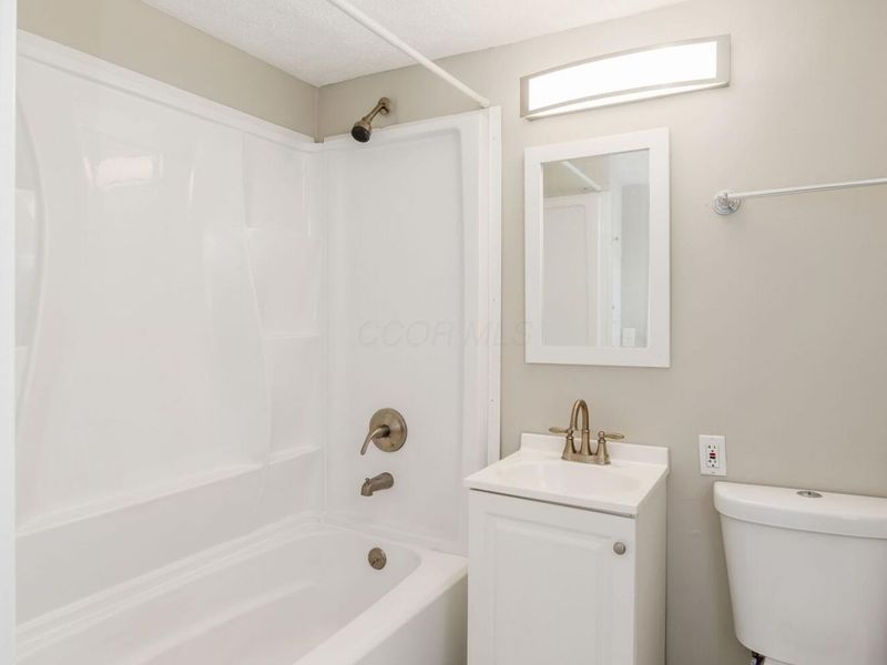 68 W Park Avenue, Columbus, OH 43222 Photo 24