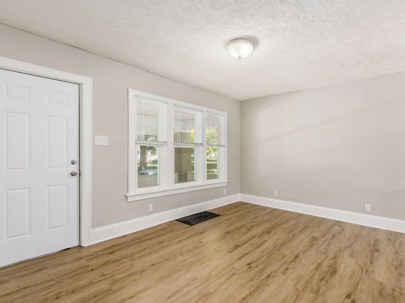 68 W Park Avenue, Columbus, OH 43222 Photo 9