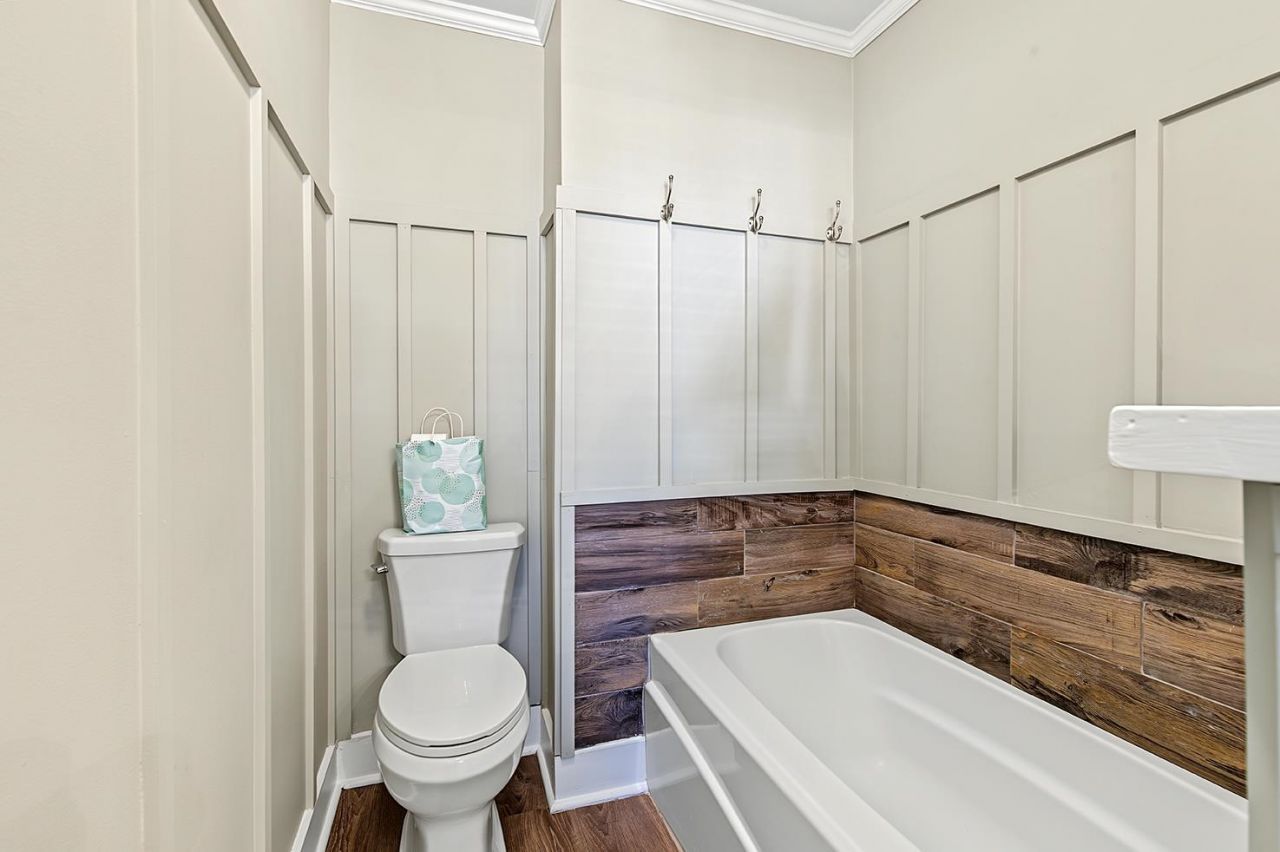 4273 Brook Dr. Photo 19