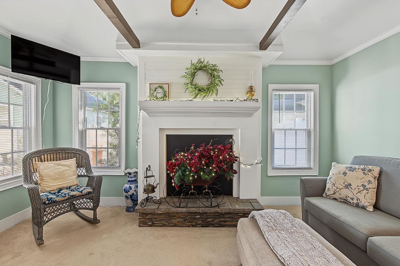 4273 Brook Dr. Photo 35