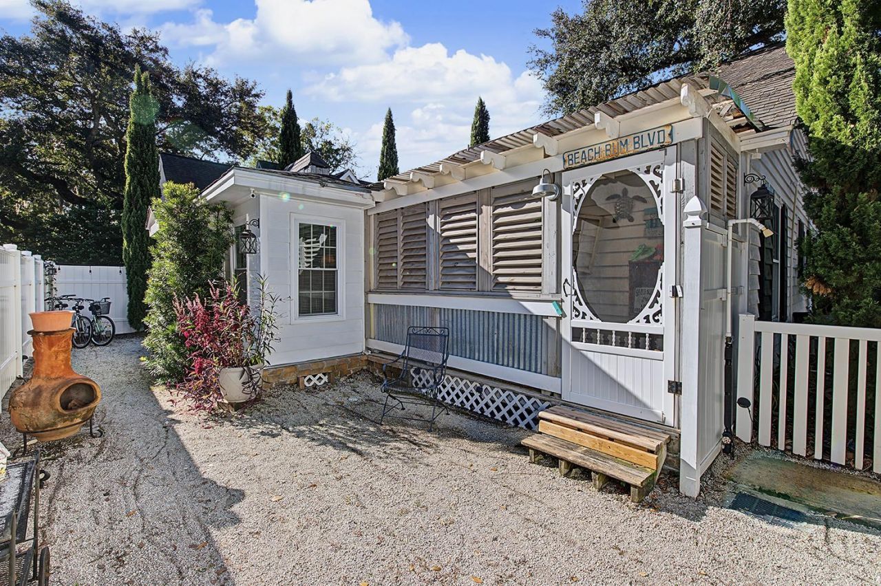 4273 Brook Dr. Photo 40