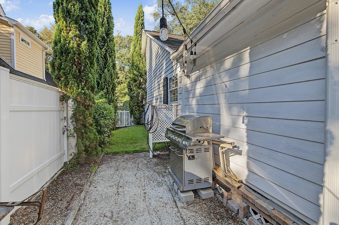 4273 Brook Dr. Photo 43