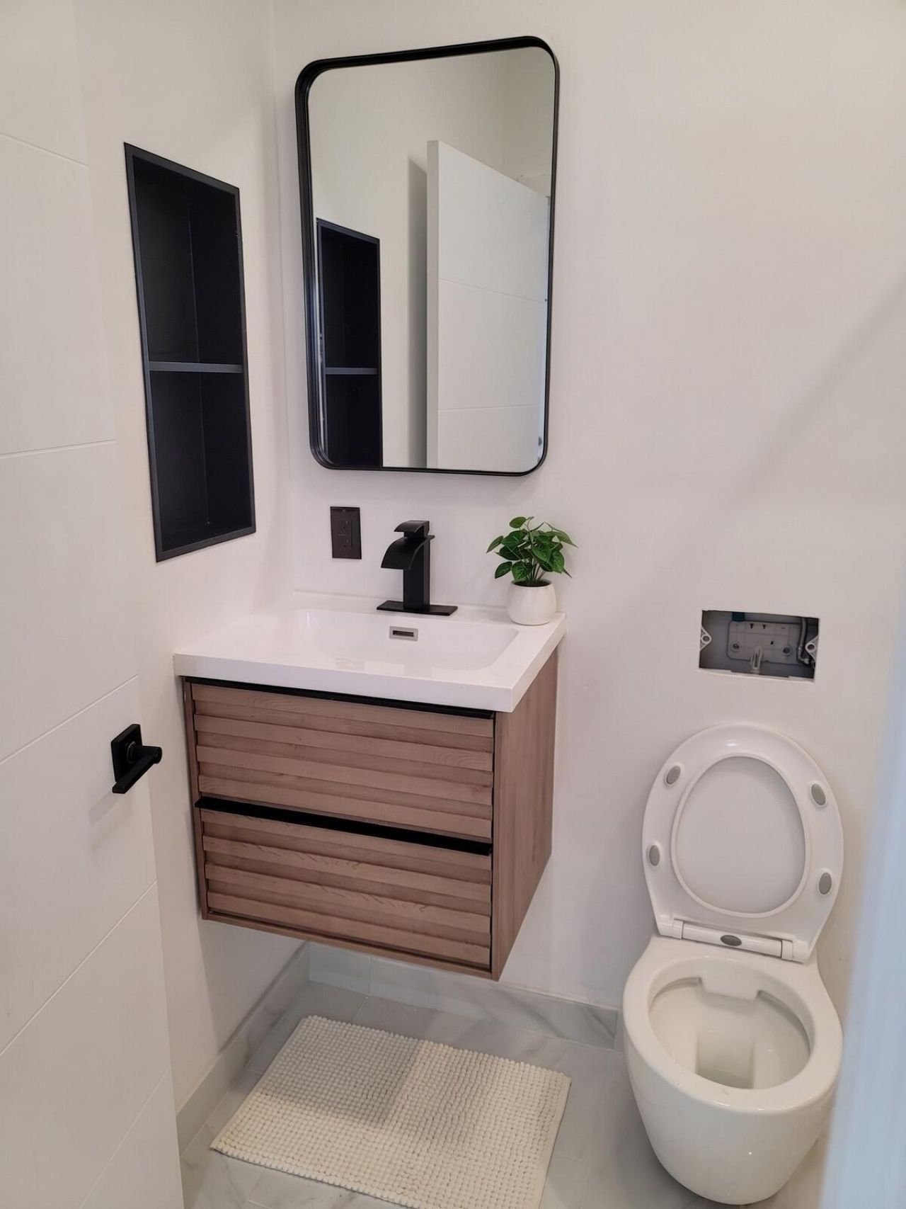 7975 Crespi Boulevard, Unit 3A, Miami Beach, FL 33141 Photo
