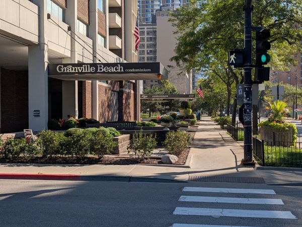 6171 N Sheridan Road, Unit 1412, Chicago, IL 60660