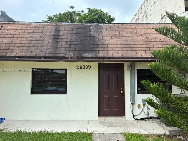 28009 SW 143rd Ct , Homestead, FL 33033