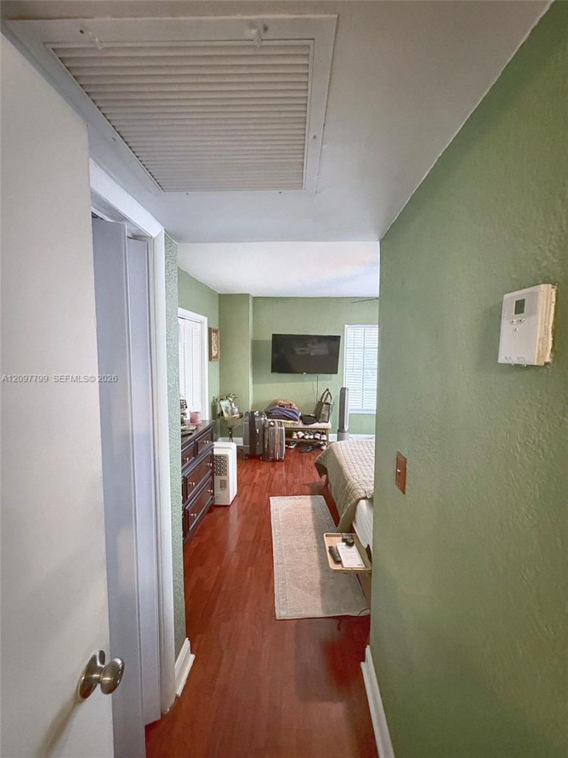 9280 Bay Harbor Ter , Unit 25, Bay Harbor Islands, FL 33154 Photo
