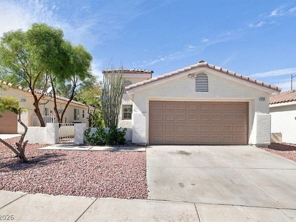 8104 Pursuit Court, Las Vegas, NV 89131