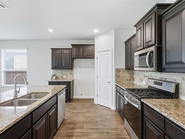9005 Fescue Drive, Fort Worth, TX 76179