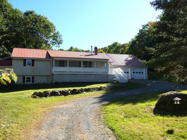 67 Bog Road , Vassalboro, ME 04989