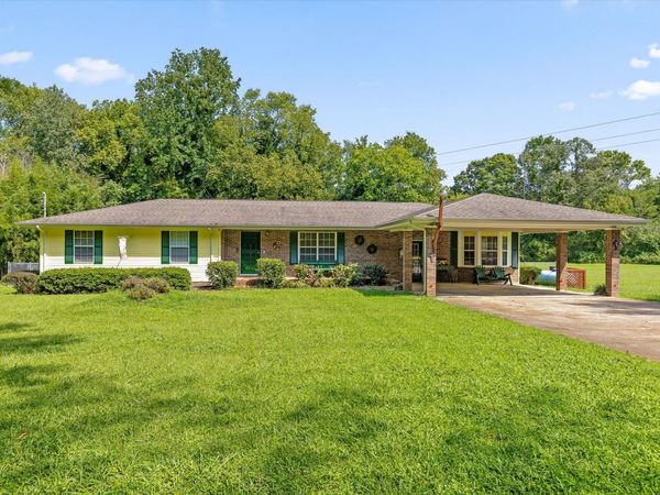5652 Old Hunter Road, Ooltewah, TN 37363