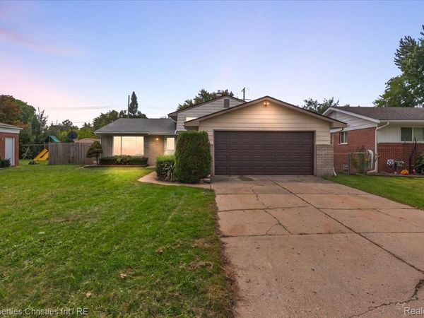 8912 Ardel Drive , Sterling Heights, Mi 48314