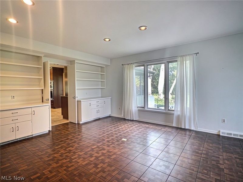 2025 Lyndway Road, Lyndhurst, OH 44121 Photo 15