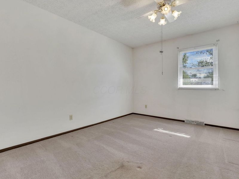 261 Wendell Road SW, Etna, OH 43068 Photo 12