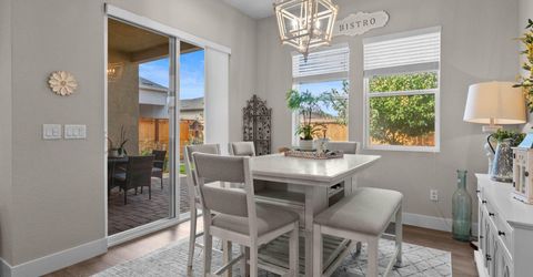 2250 Newberry Way, Sparks, NV 89436 Photo
