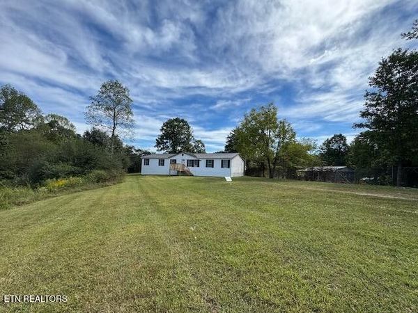 648 Reagan Valley Rd , Tellico Plains, TN 37385