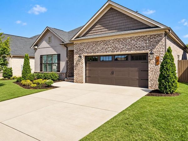 3 Farmhouse Way SE, Huntsville, AL 35803