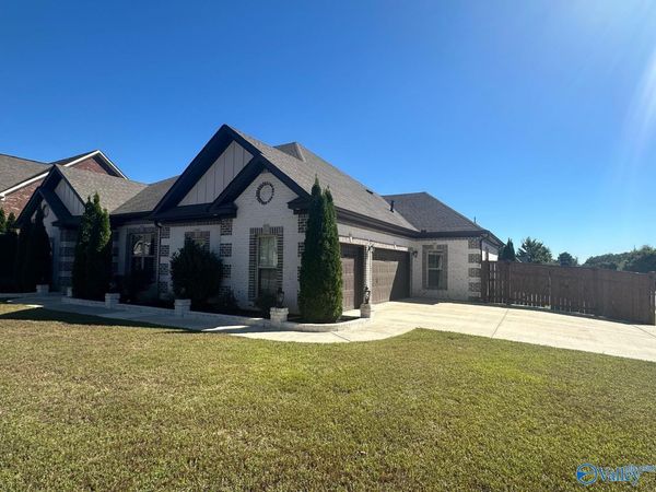 125 Ramsbrook Drive, Madison, AL 35757