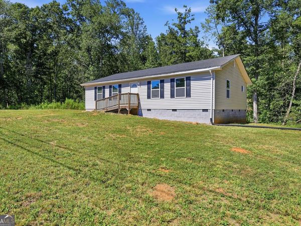 2421 E Silver Shoals Road, Toccoa, GA 30577