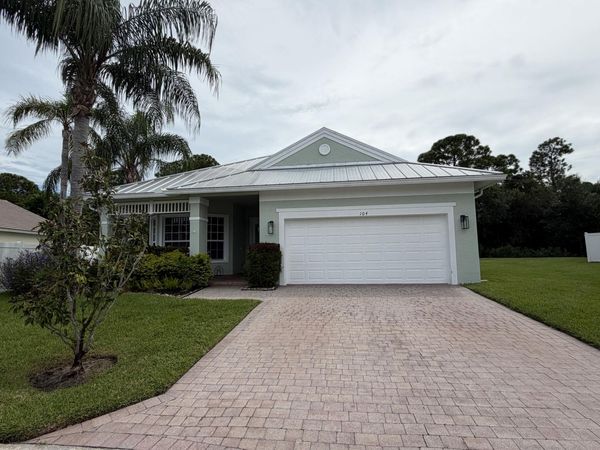 104 NW PLEASANT GROVE Way, Port St. Lucie, FL 34986