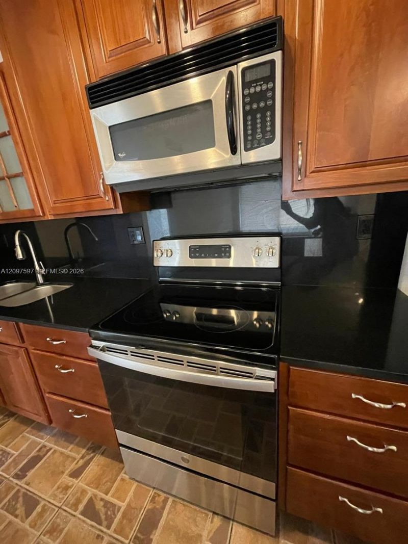 4160 NW 79th Ave, Unit 1F, Doral, FL 33166 Photo