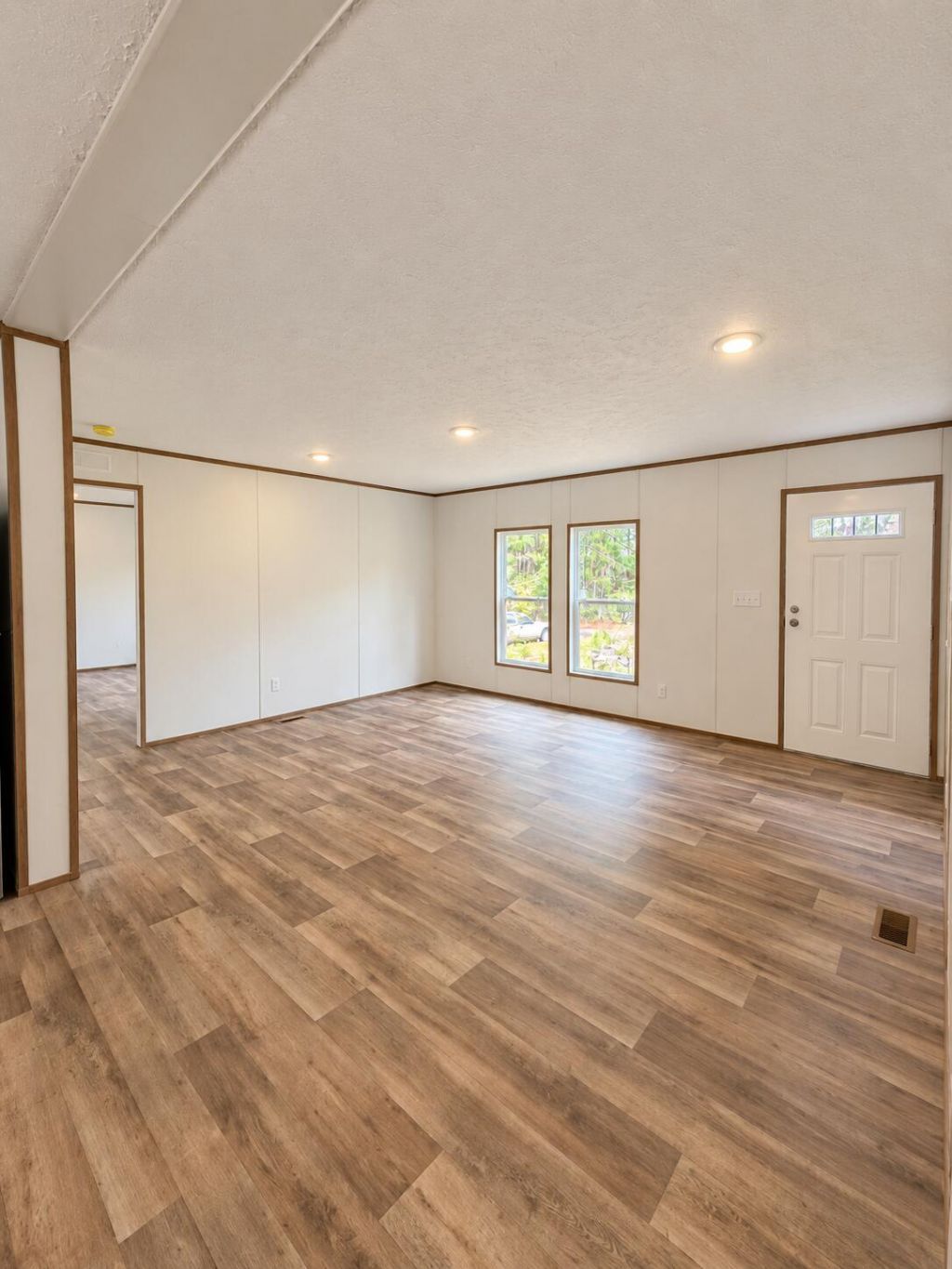 125 Stepping Stone Lane Photo 4