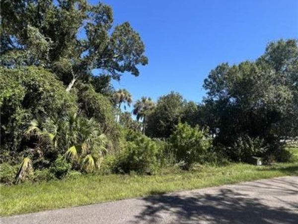 1242 Tyrone ST, PORT CHARLOTTE, FL 33952