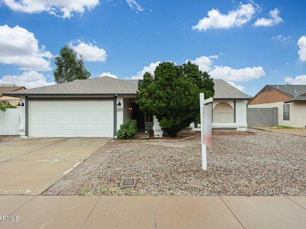 6524 W DESERT COVE Avenue, Glendale, AZ 85304