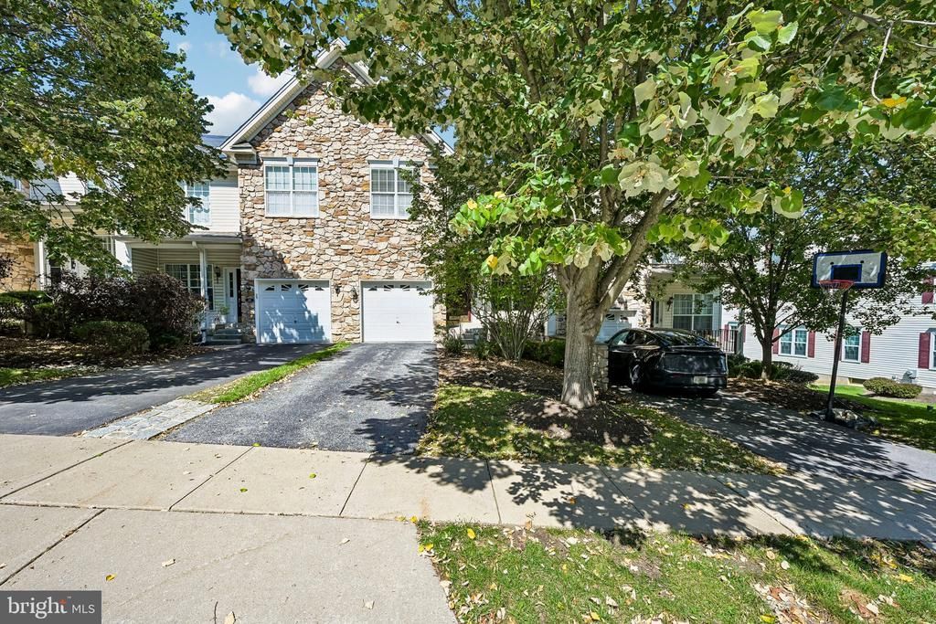 183 FRINGETREE DRIVE, WEST CHESTER, PA 19380
