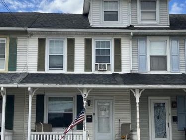 28 W RUTH AVENUE, ROBESONIA, PA 19551