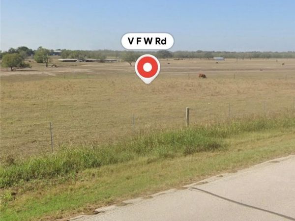000 Vfw Road , Yorktown, TX 78164