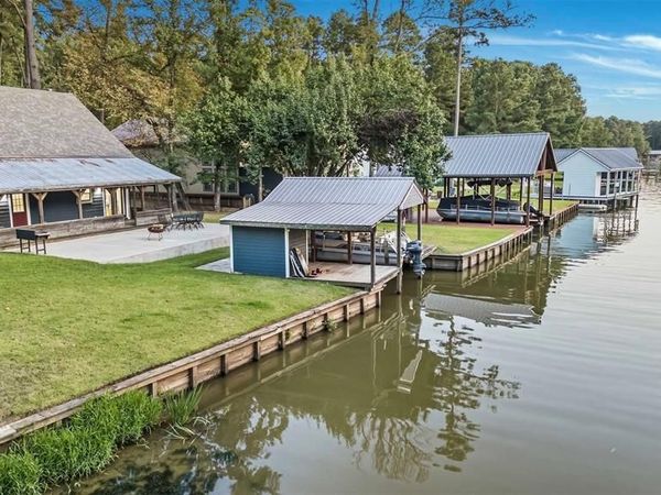 310 Cypress Creek Drive, Mount Vernon, TX 75457