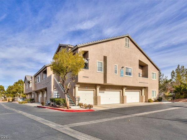 2000 QUARTZ CLIFF Street , Unit 203, Las Vegas, NV 89117