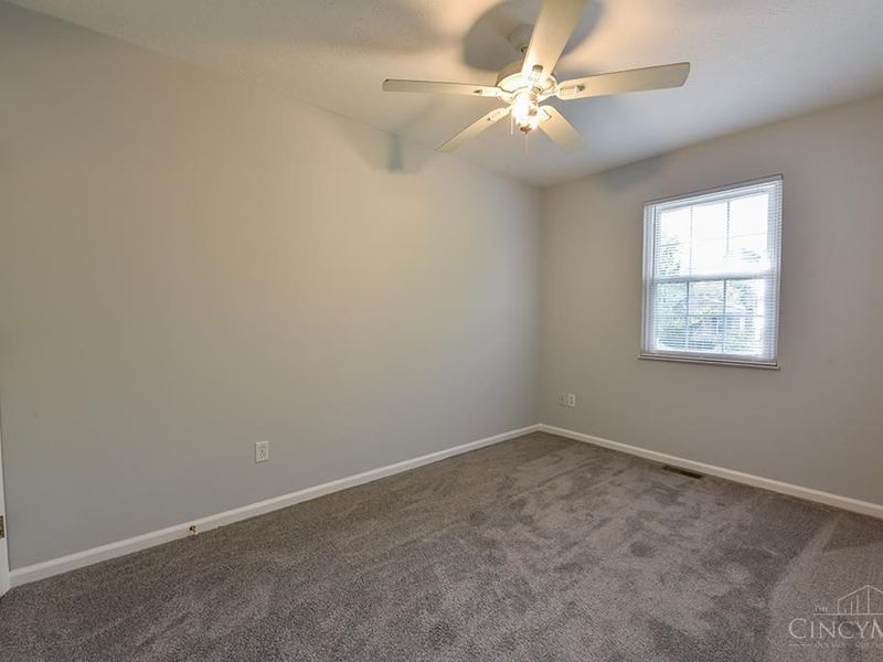 9926 Pinedale Drive, Colerain Township, OH 45231 Photo 11