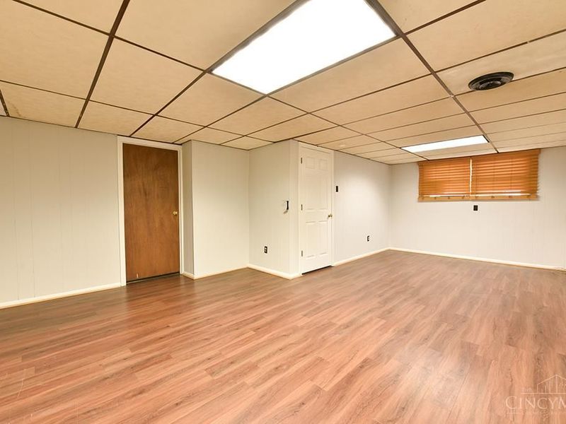 9926 Pinedale Drive, Colerain Township, OH 45231 Photo 15