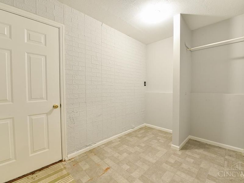9926 Pinedale Drive, Colerain Township, OH 45231 Photo 19