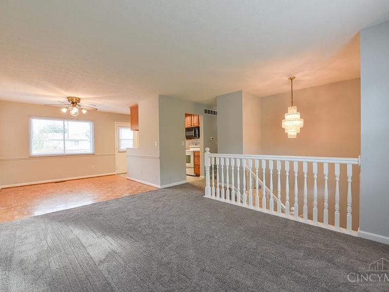 9926 Pinedale Drive, Colerain Township, OH 45231 Photo 4